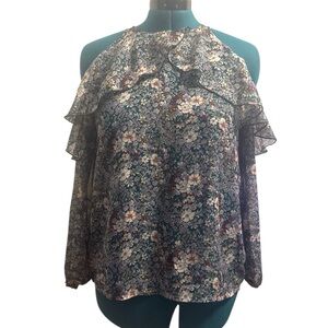 QED London Ruffled Cold Shoulder Flower Blouse with Dark Green Background